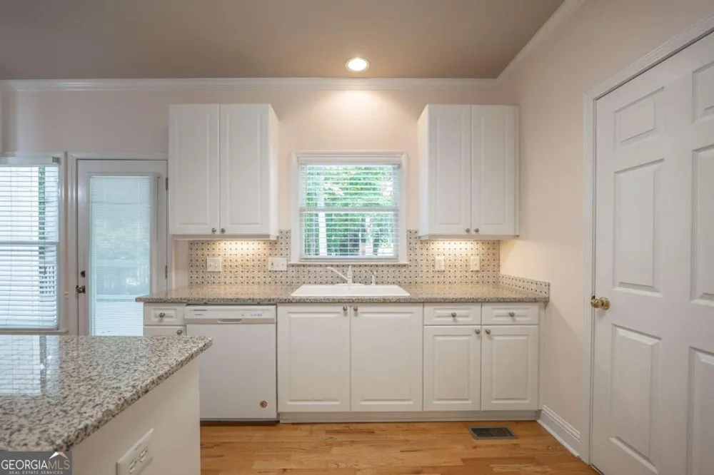 2059 Woodside Park DR Woodstock, GA 30188
