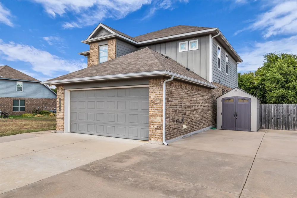 202 Milky Way Bruceville Eddy, TX 76630