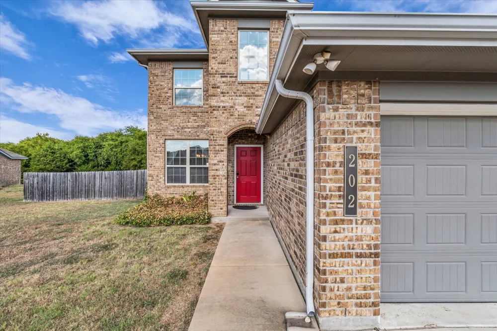 202 Milky Way Bruceville Eddy, TX 76630