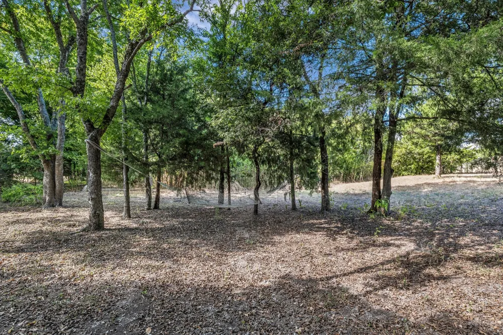 202 Milky Way Bruceville Eddy, TX 76630