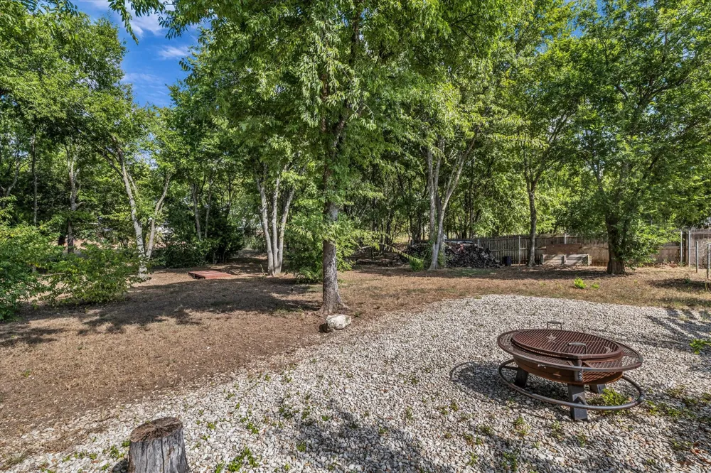 202 Milky Way Bruceville Eddy, TX 76630