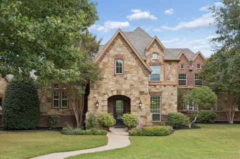 1313 Vanderbilt Drive