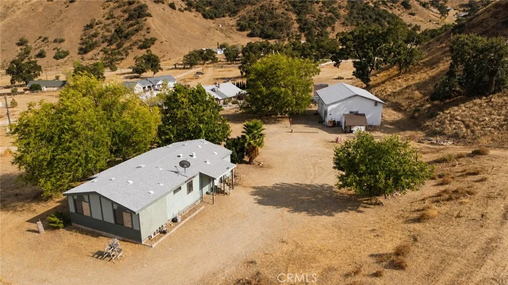 3227 Taylor Lebec, CA 93243