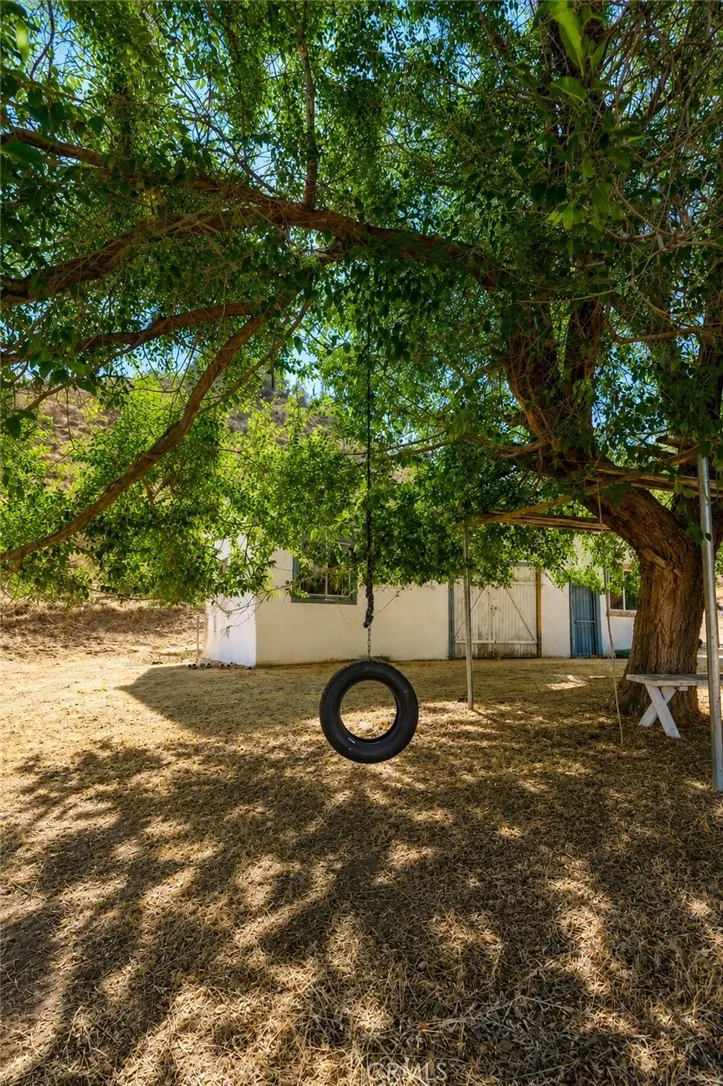 3227 Taylor Lebec, CA 93243