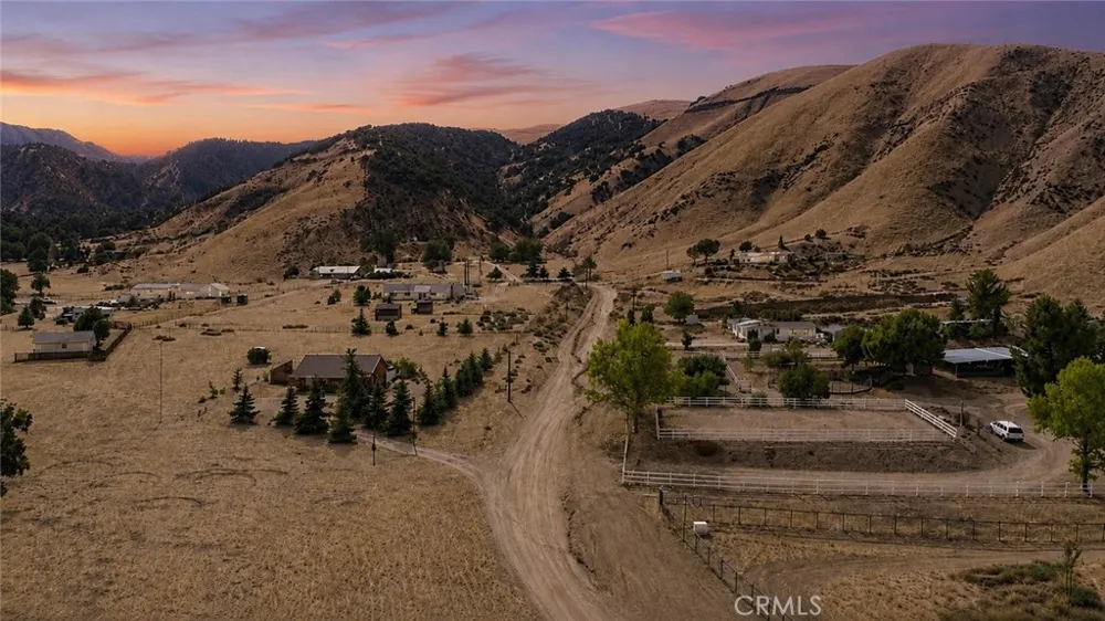 3227 Taylor Lebec, CA 93243