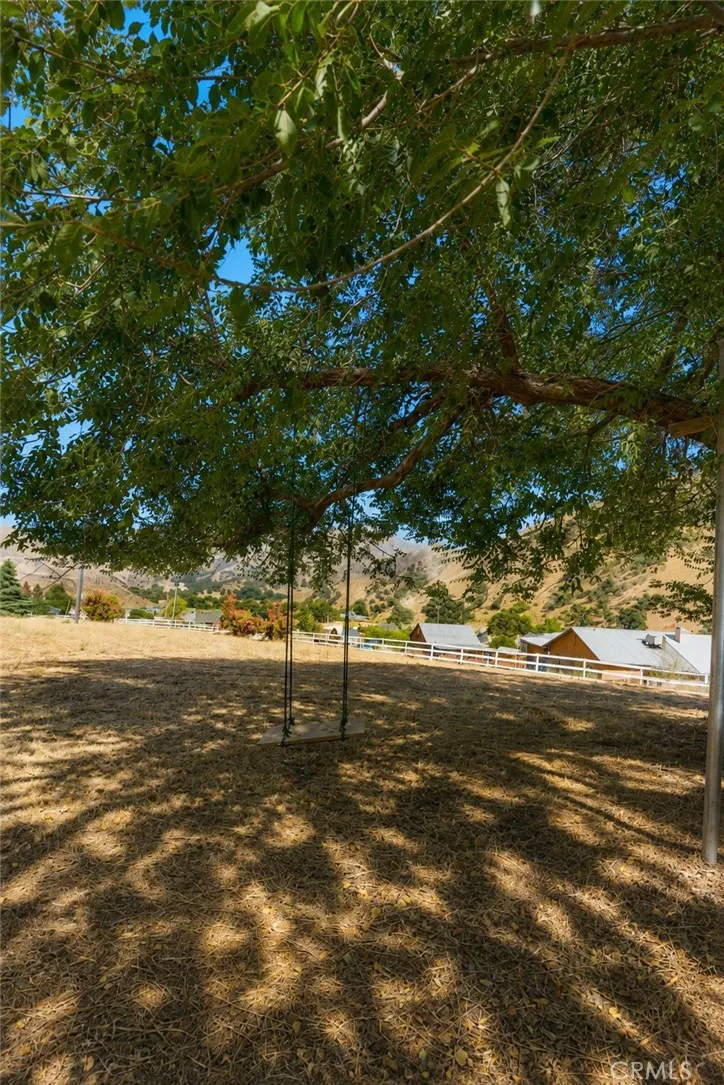 3227 Taylor Lebec, CA 93243