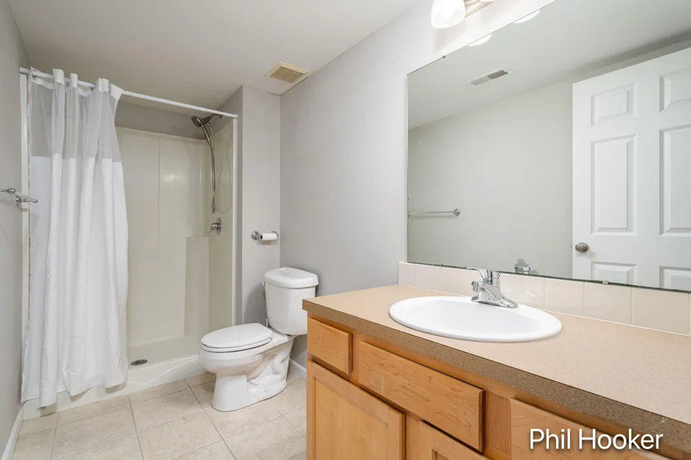 2125 Orchard Ridge Drive NW Grand Rapids, MI 49534