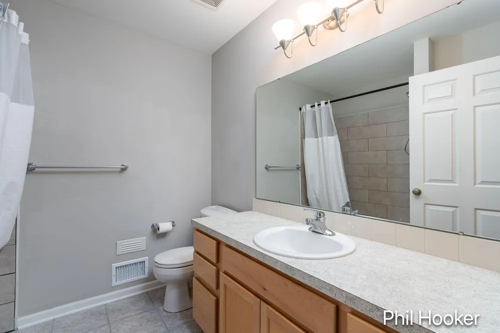 2125 Orchard Ridge Drive NW Grand Rapids, MI 49534