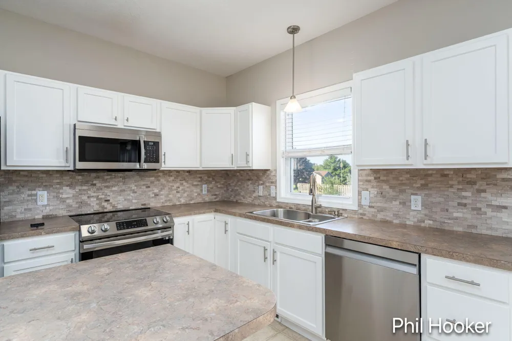 2125 Orchard Ridge Drive NW Grand Rapids, MI 49534
