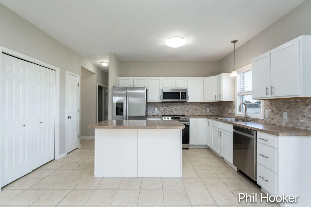 2125 Orchard Ridge Drive NW Grand Rapids, MI 49534