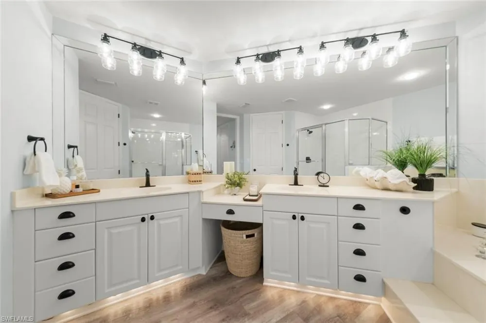 8452 Abbington Circle #1612 Naples, FL 34108
