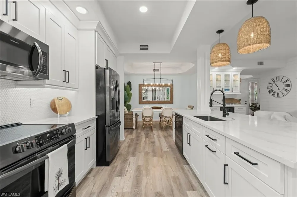 8452 Abbington Circle #1612 Naples, FL 34108