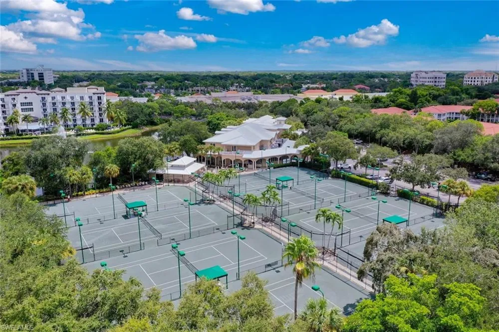 8452 Abbington Circle #1612 Naples, FL 34108