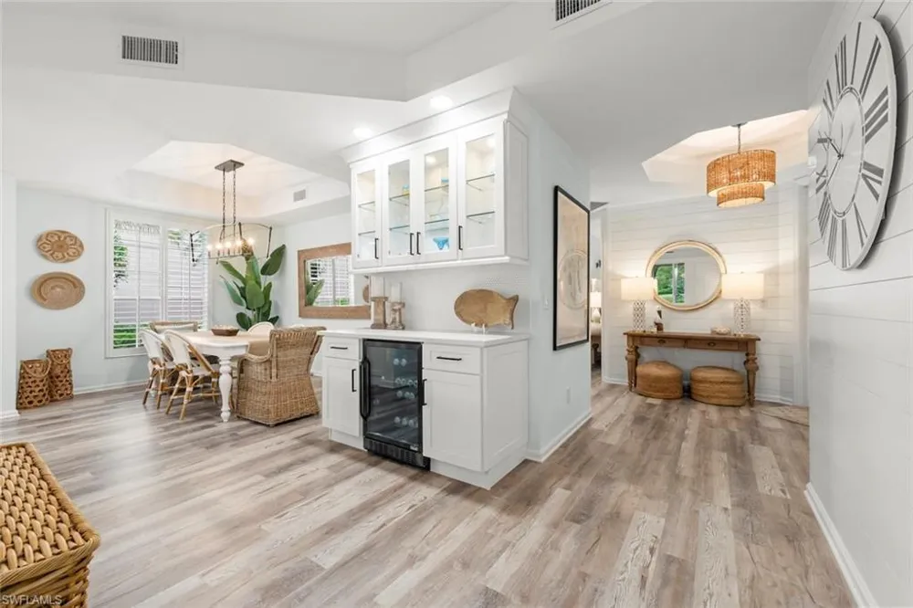 8452 Abbington Circle #1612 Naples, FL 34108