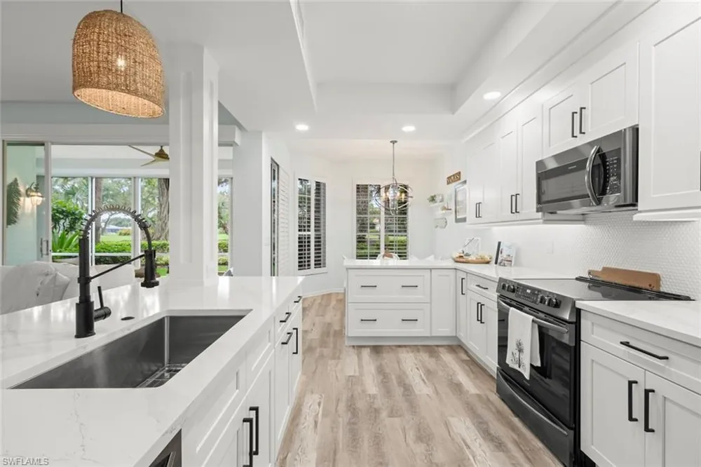 8452 Abbington Circle #1612 Naples, FL 34108