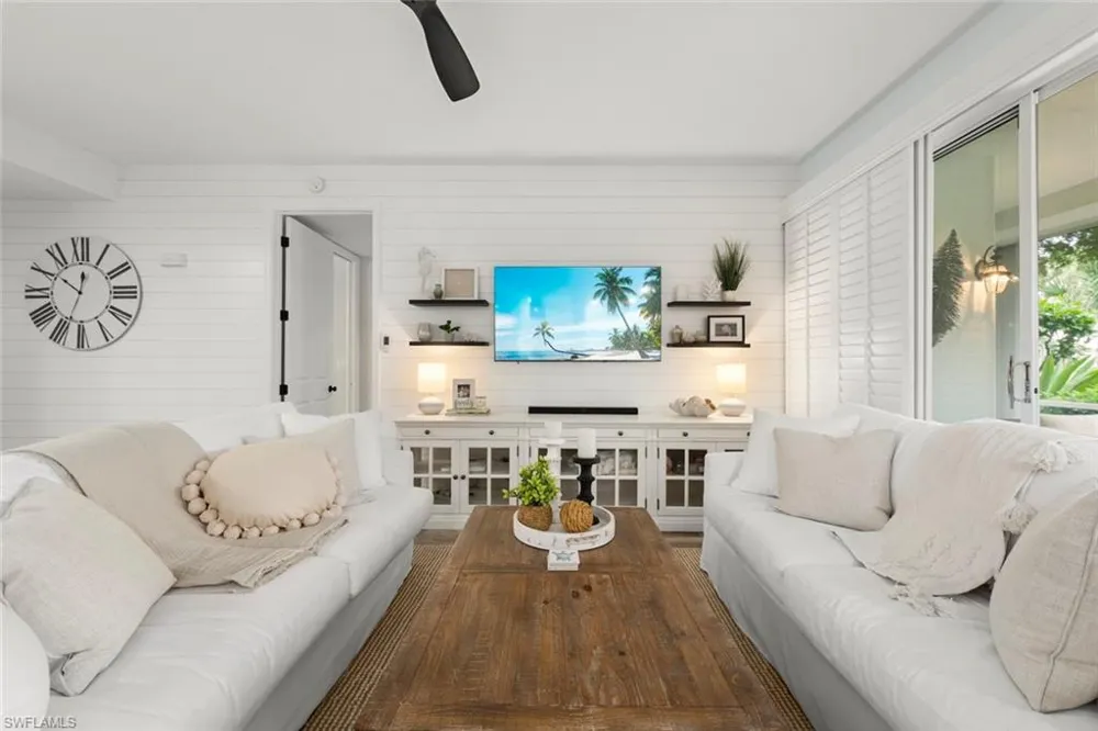8452 Abbington Circle #1612 Naples, FL 34108