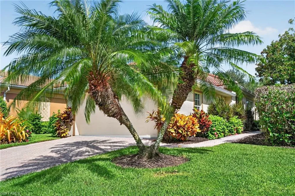 8515 Chase Preserve Drive Naples, FL 34113
