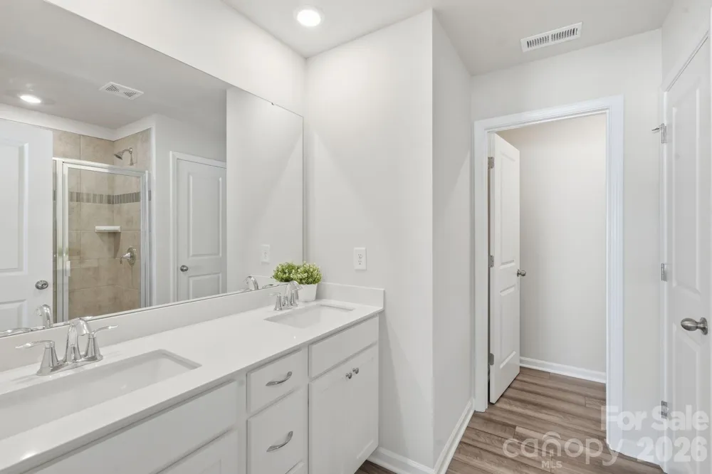 9709 Inkberry Drive Gastonia, NC 28056