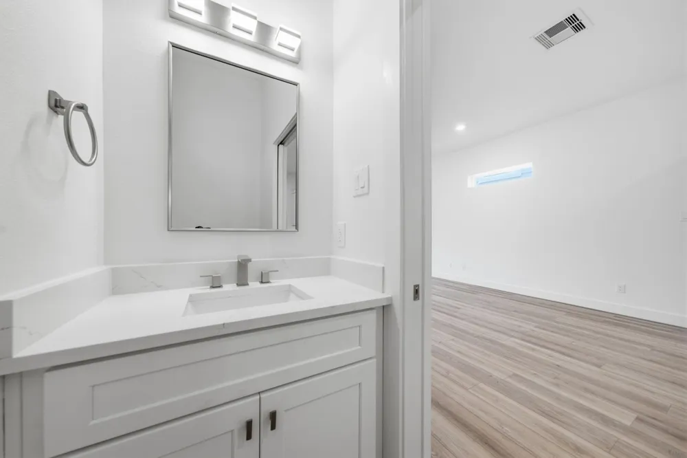 414 E 34th Street Houston, TX 77018