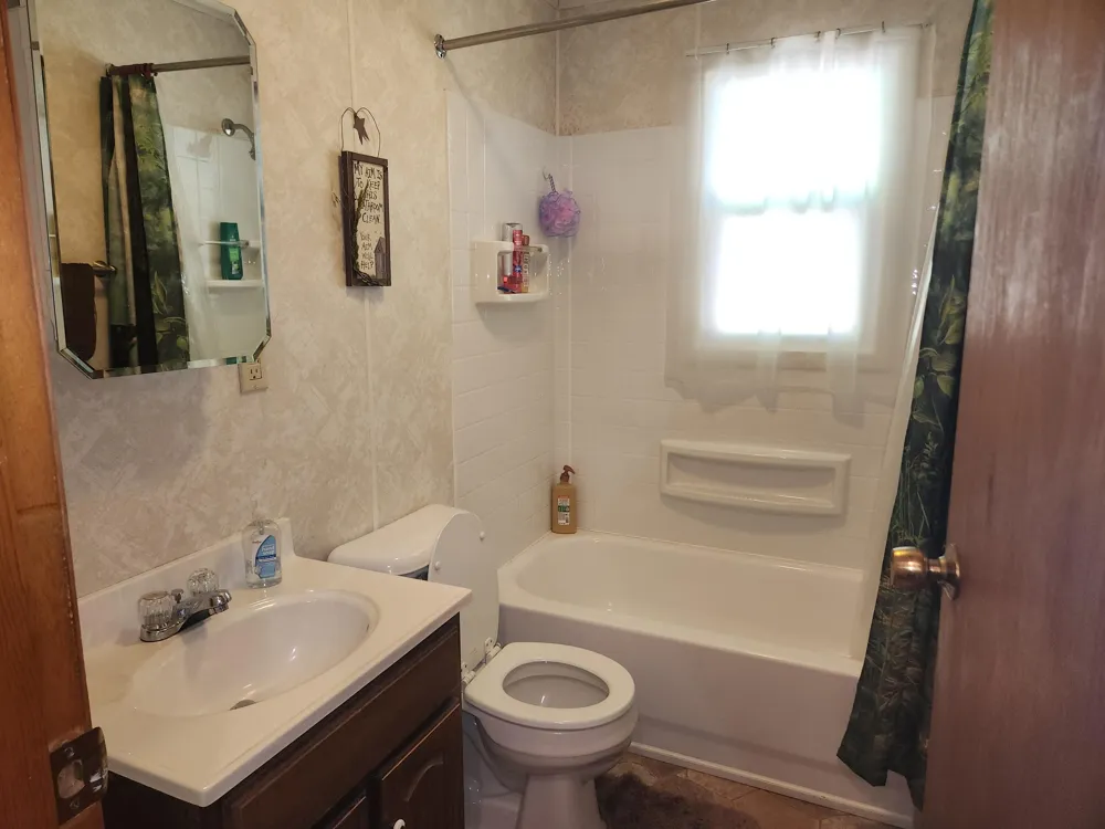 1642 M-37 Baldwin, MI 49304