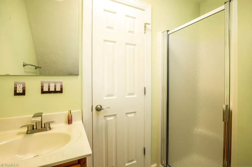 1003 Bradford Lane Archdale, NC 27263
