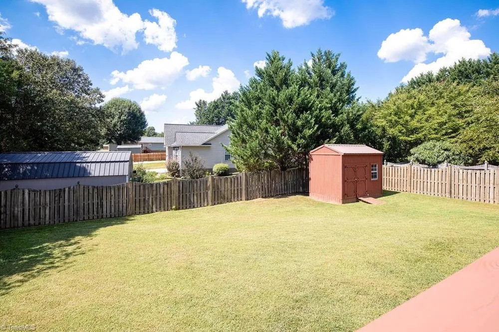 1003 Bradford Lane Archdale, NC 27263