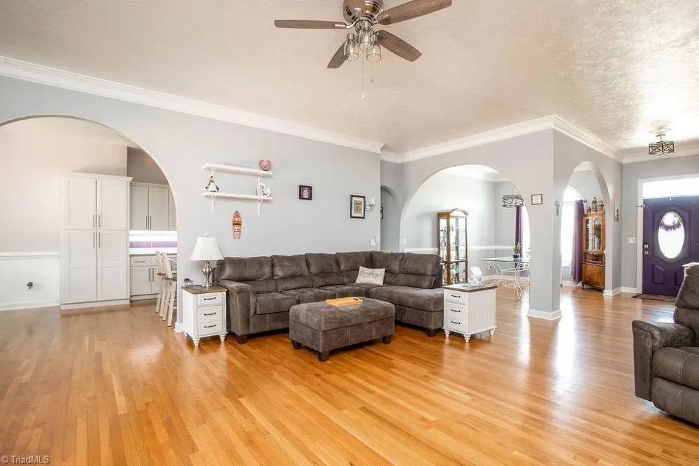 1003 Bradford Lane Archdale, NC 27263