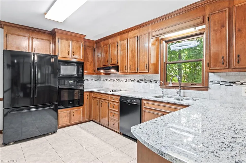 499 Reigate Drive Kernersville, NC 27284
