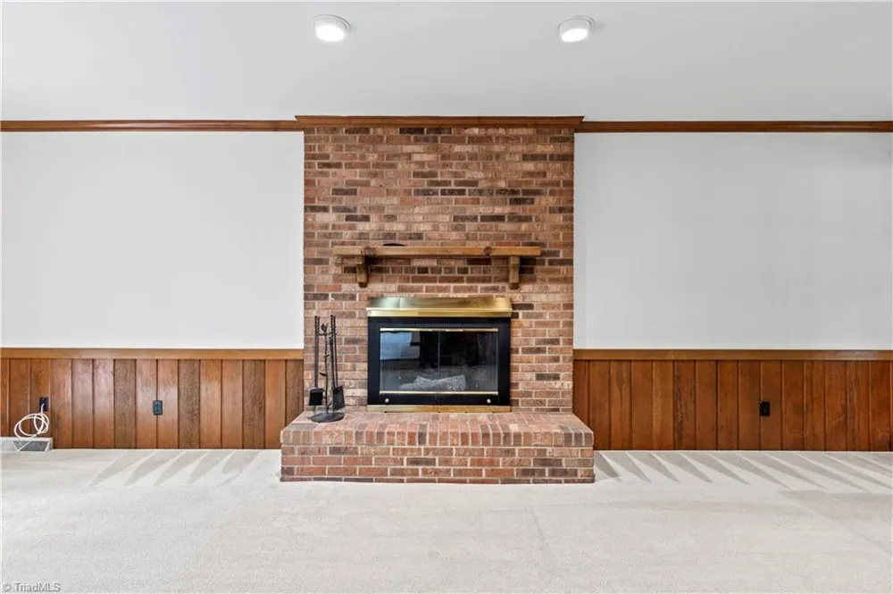 499 Reigate Drive Kernersville, NC 27284