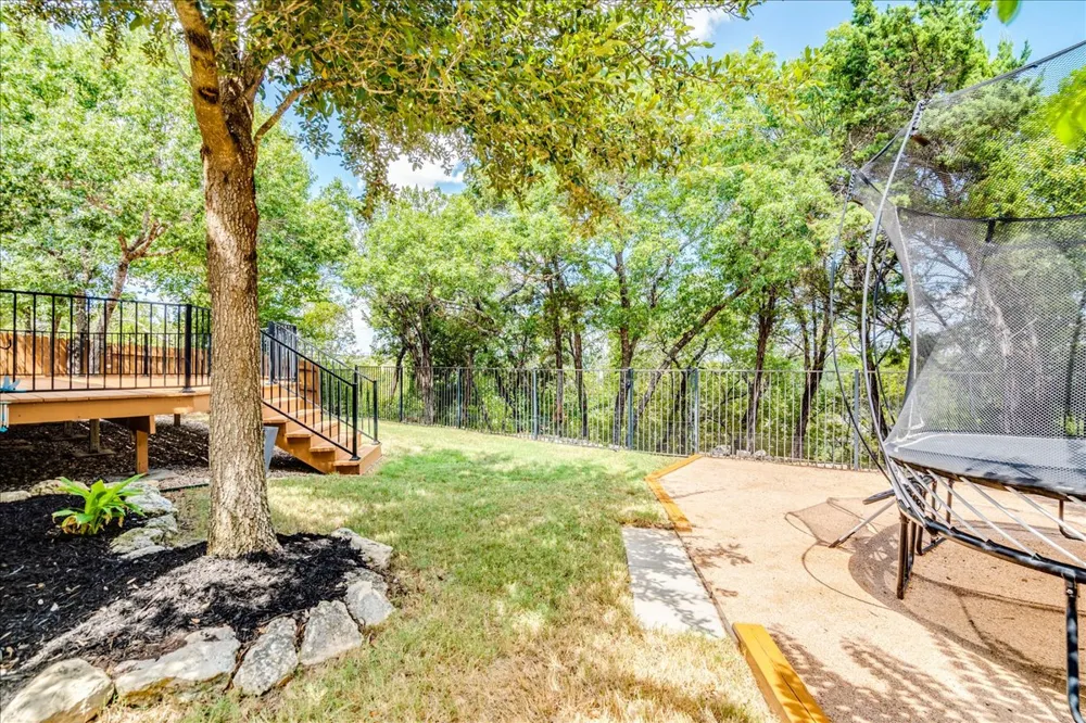 5009 Inks Clearing Lane Austin, TX 78738