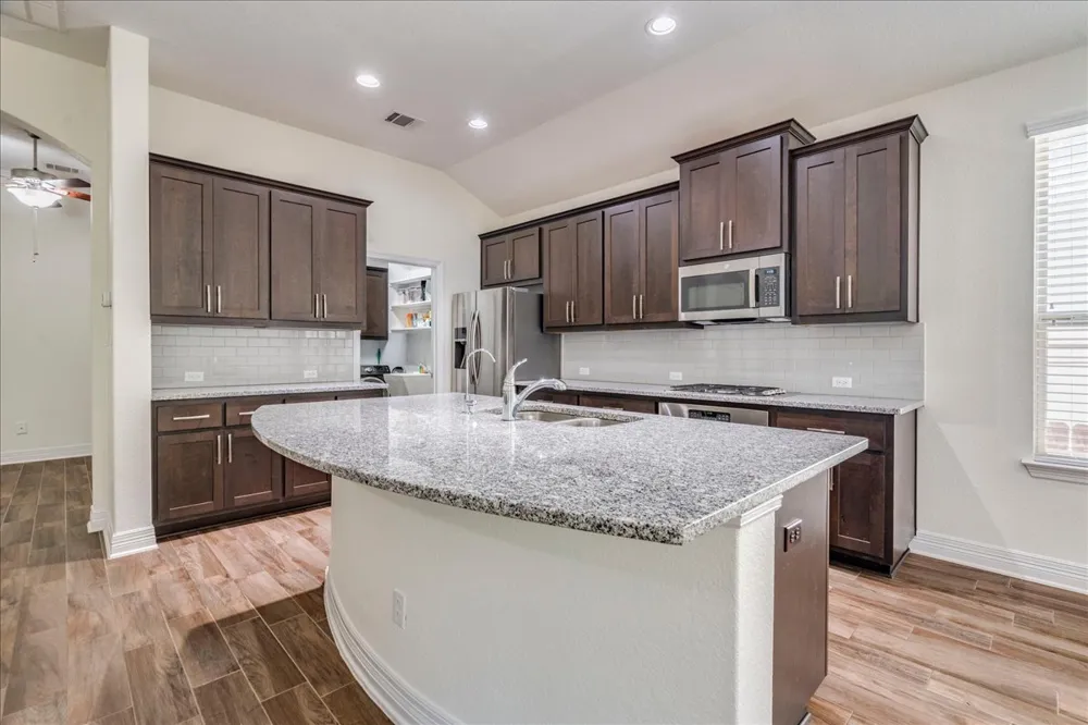 5009 Inks Clearing Lane Austin, TX 78738
