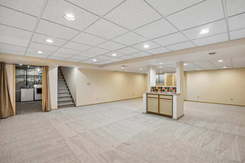 5923 W Pacific Circle Lakewood, CO 80227