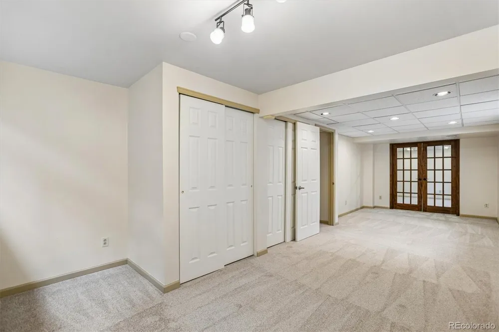 5923 W Pacific Circle Lakewood, CO 80227