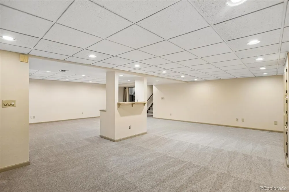 5923 W Pacific Circle Lakewood, CO 80227
