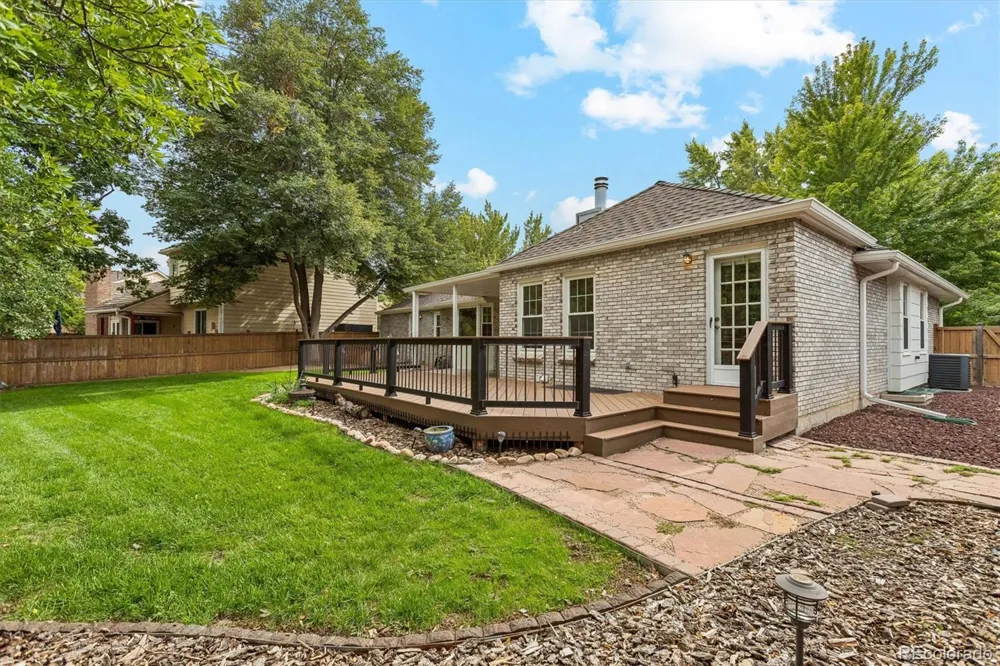 5923 W Pacific Circle Lakewood, CO 80227