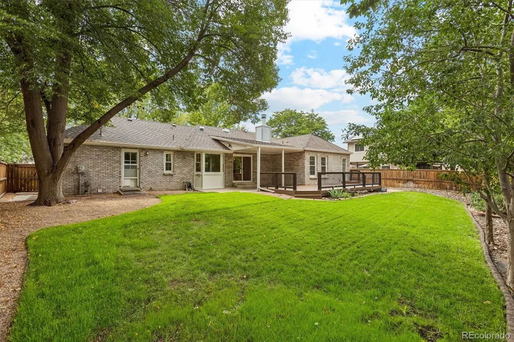 5923 W Pacific Circle Lakewood, CO 80227