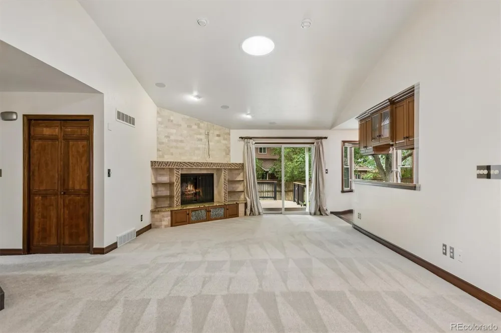 5923 W Pacific Circle Lakewood, CO 80227