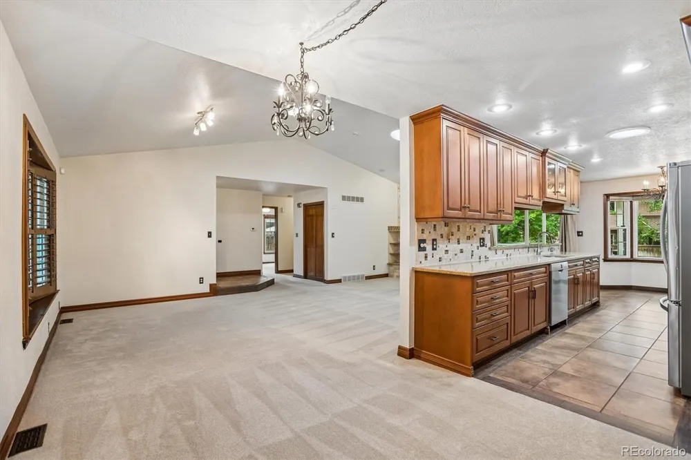 5923 W Pacific Circle Lakewood, CO 80227