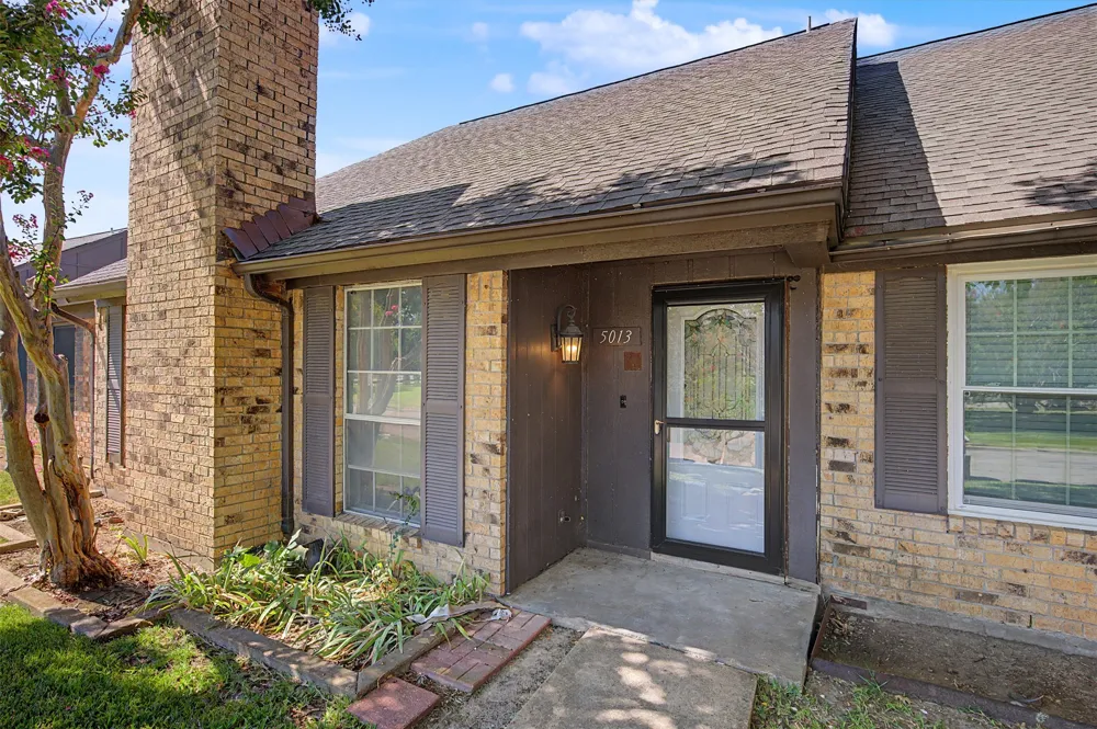 5013 Buttonwood Lane Garland, TX 75043