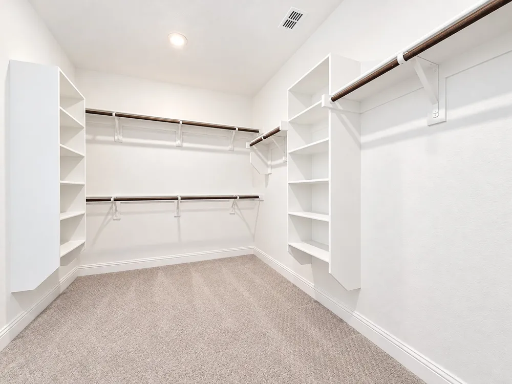 17293 Texas Pistache Drive Dallas, TX 75252