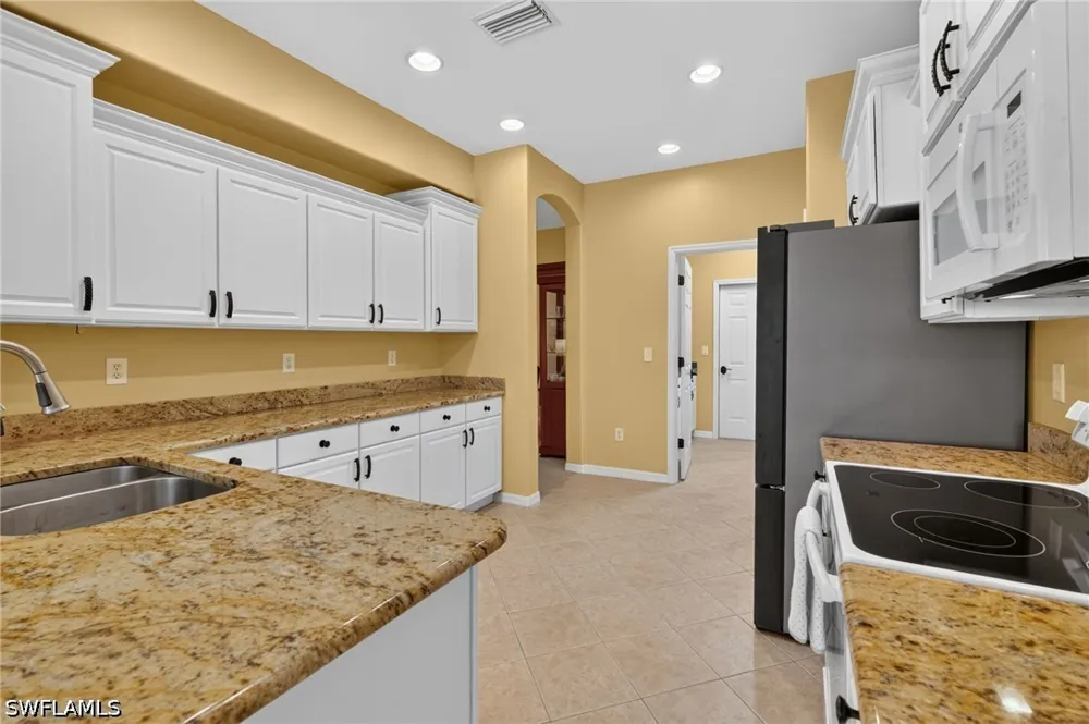 Stone Tower Loop Fort Myers, FL 33913