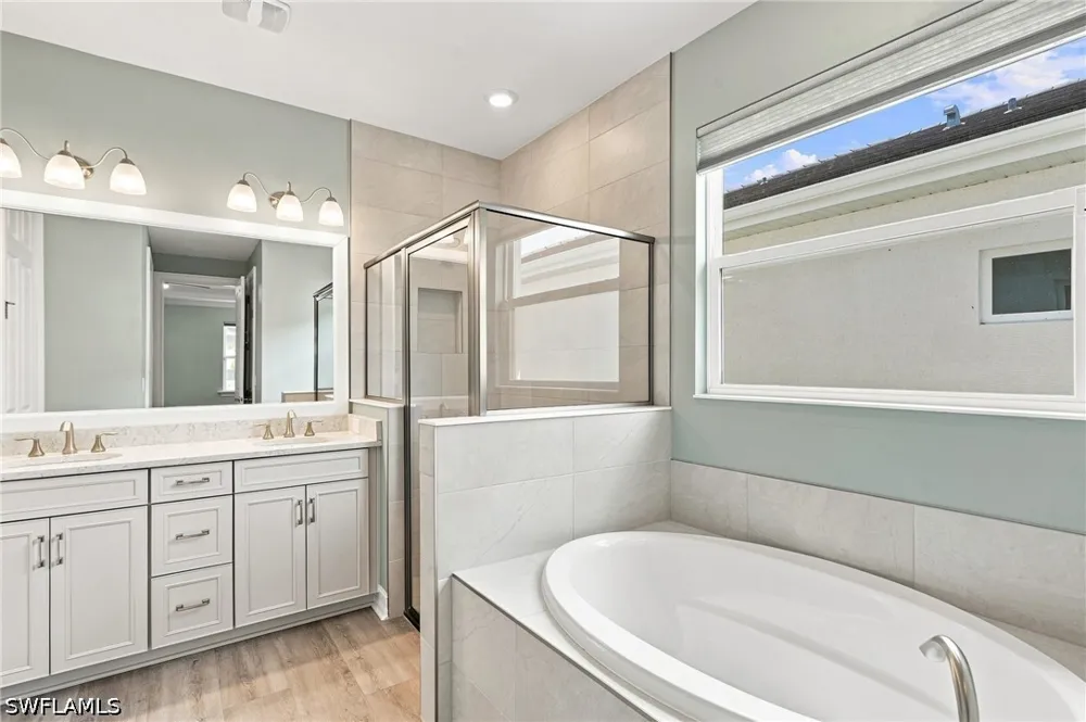 Captiva Shell Loop Bonita Springs, FL 34135