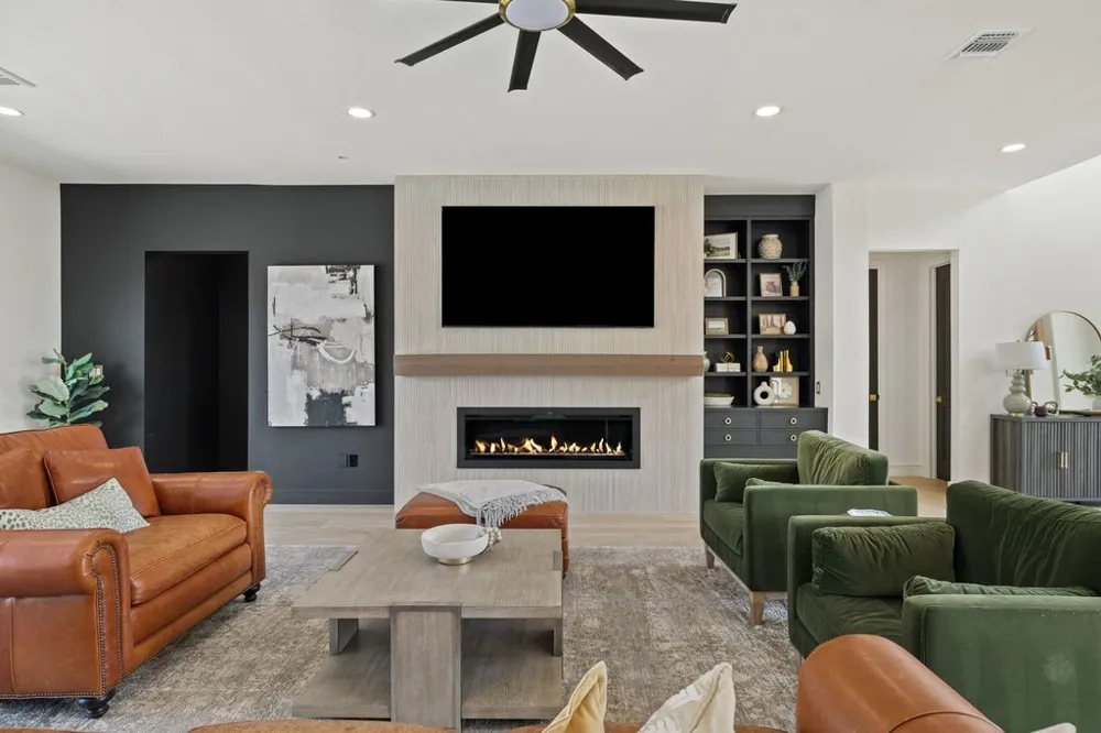 34 AUTUMN OAKS DRIVE The Hills, TX 78738