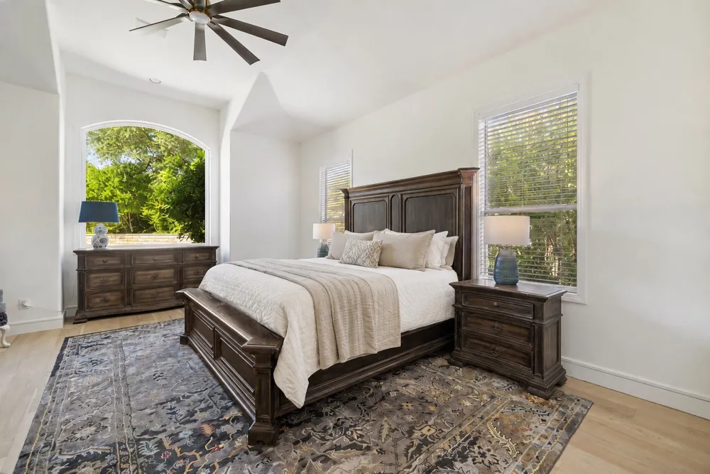 34 AUTUMN OAKS DRIVE The Hills, TX 78738