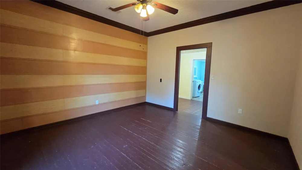 401 Pecan Street Moulton, TX 77975