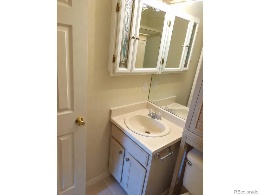 467 W 116th Place Northglenn, CO 80234