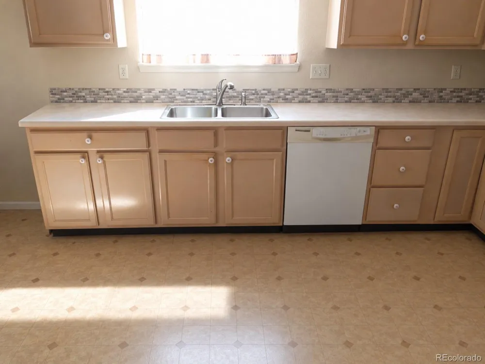 467 W 116th Place Northglenn, CO 80234