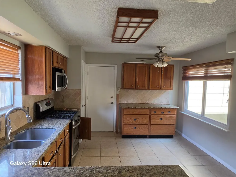 19027 Jodywood Drive Humble, TX 77346