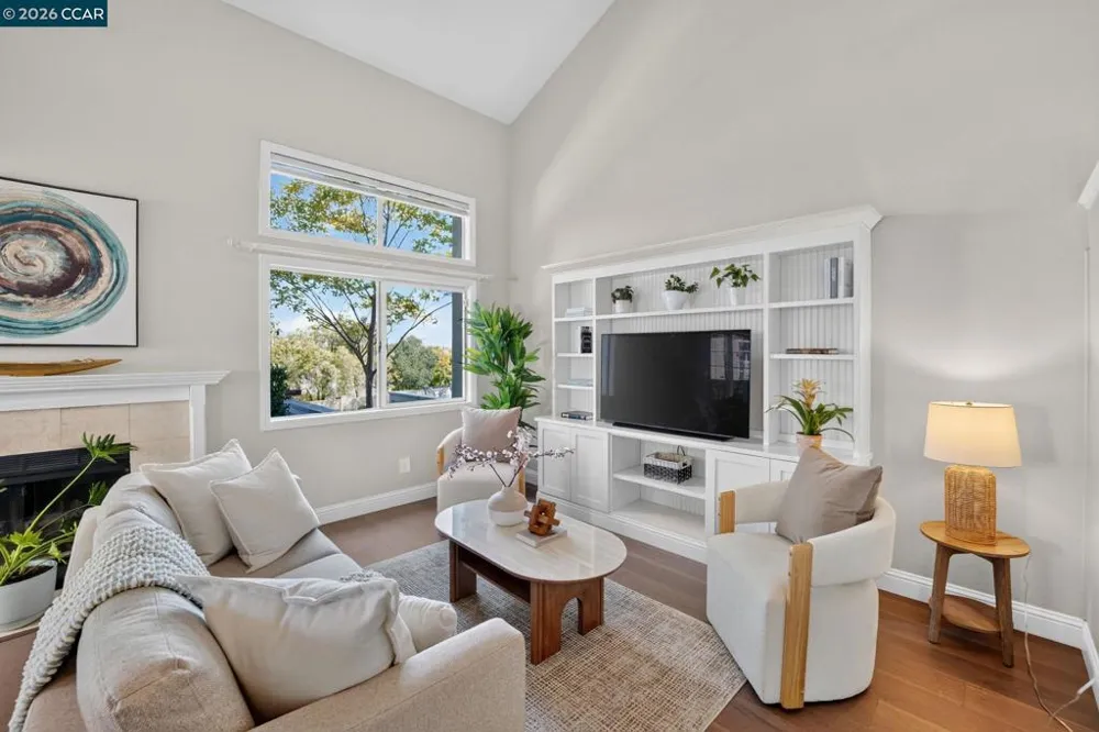 1035 Pinehurst Ct Concord, CA 94521