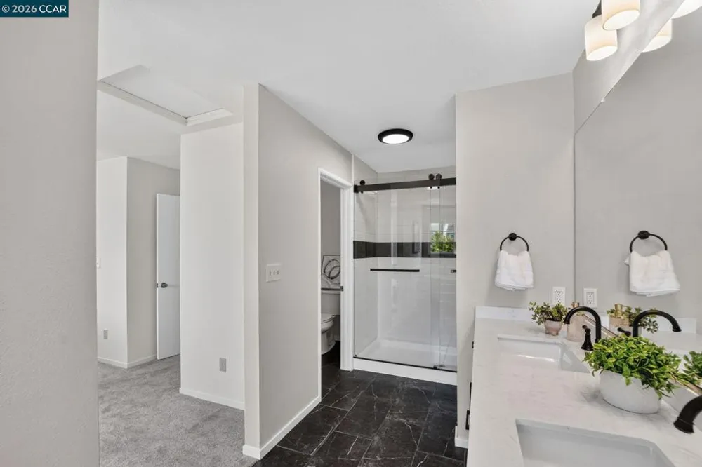 1035 Pinehurst Ct Concord, CA 94521